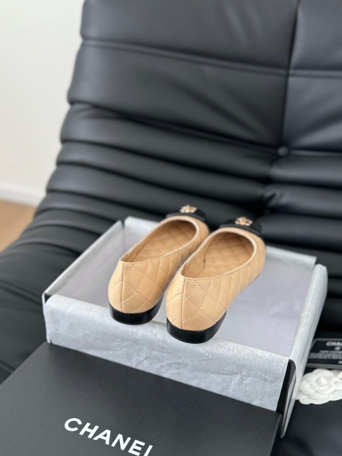 cc classic ballet flat beige quilted calfskin