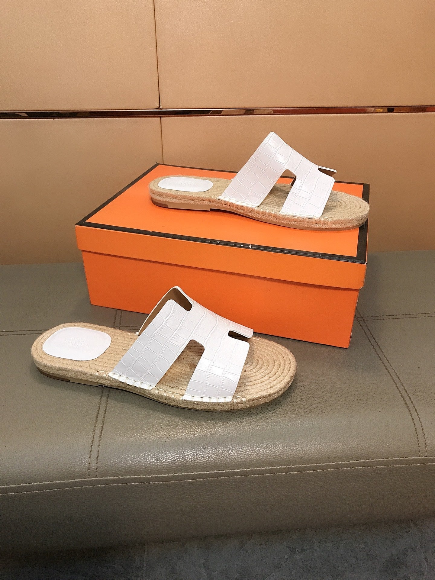 HM Men's Antigua Espadrille White Embossed Cowhide 704128