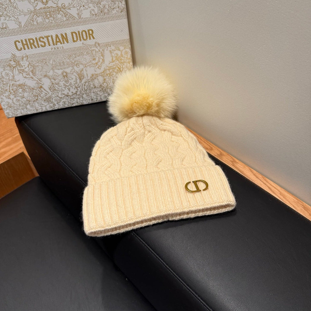 Dior Knitted Wool Hat 497757