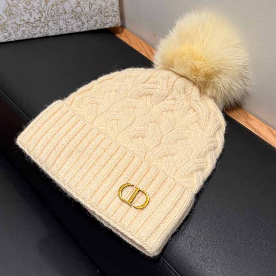 Dior Knitted Wool Hat 497757
