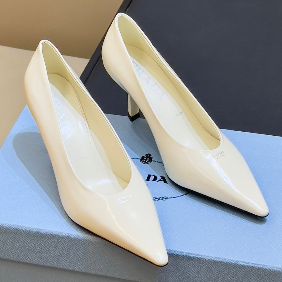 Prada 2026 Pointed Toe Pumps 75mm Patent Leather 151230