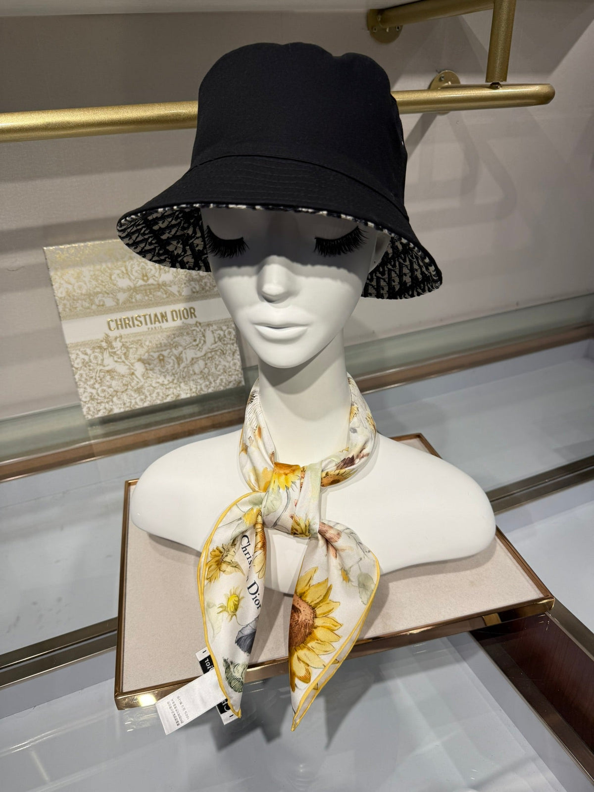 Dior 2026 Sunflower Scarf 70cm White Mix Yellow Silk 186953