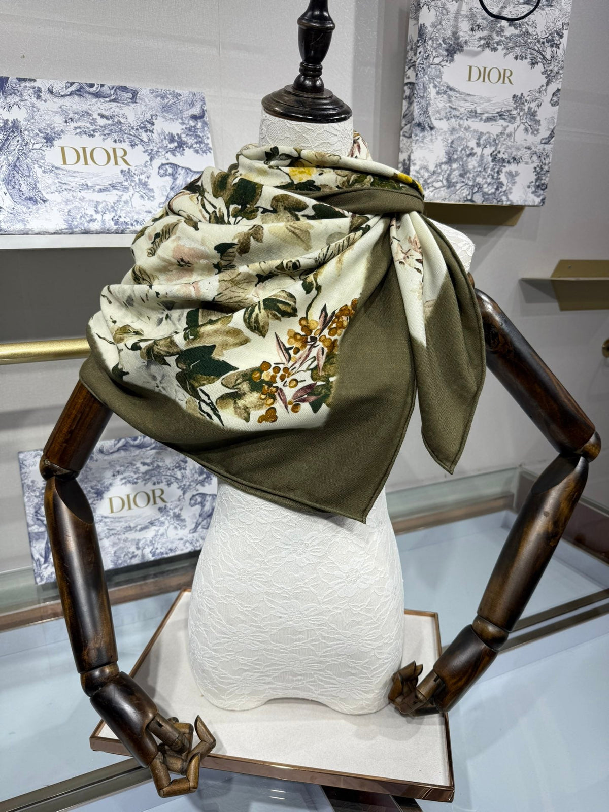 Dior 2026 Floral Scarf 140cm White Mix Moss Green Silk And Wool 190290
