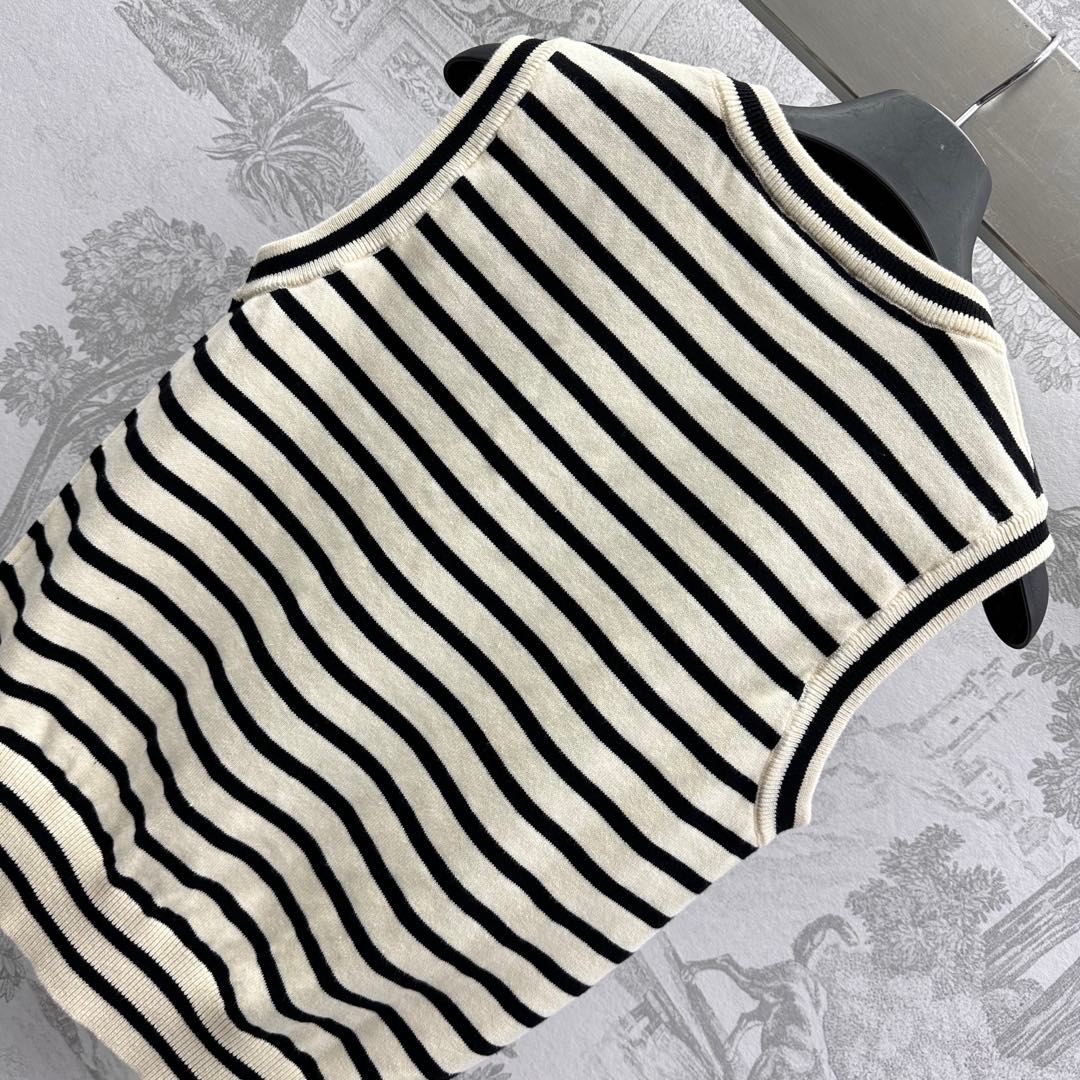 Celine 25C TRIOMPHE Wool Sleeveless 228962