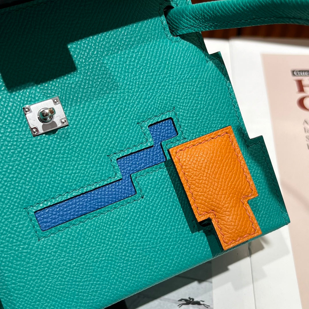 High-end Hermes 2026 Kelly Doll Picto Bag 18cm Cowhide