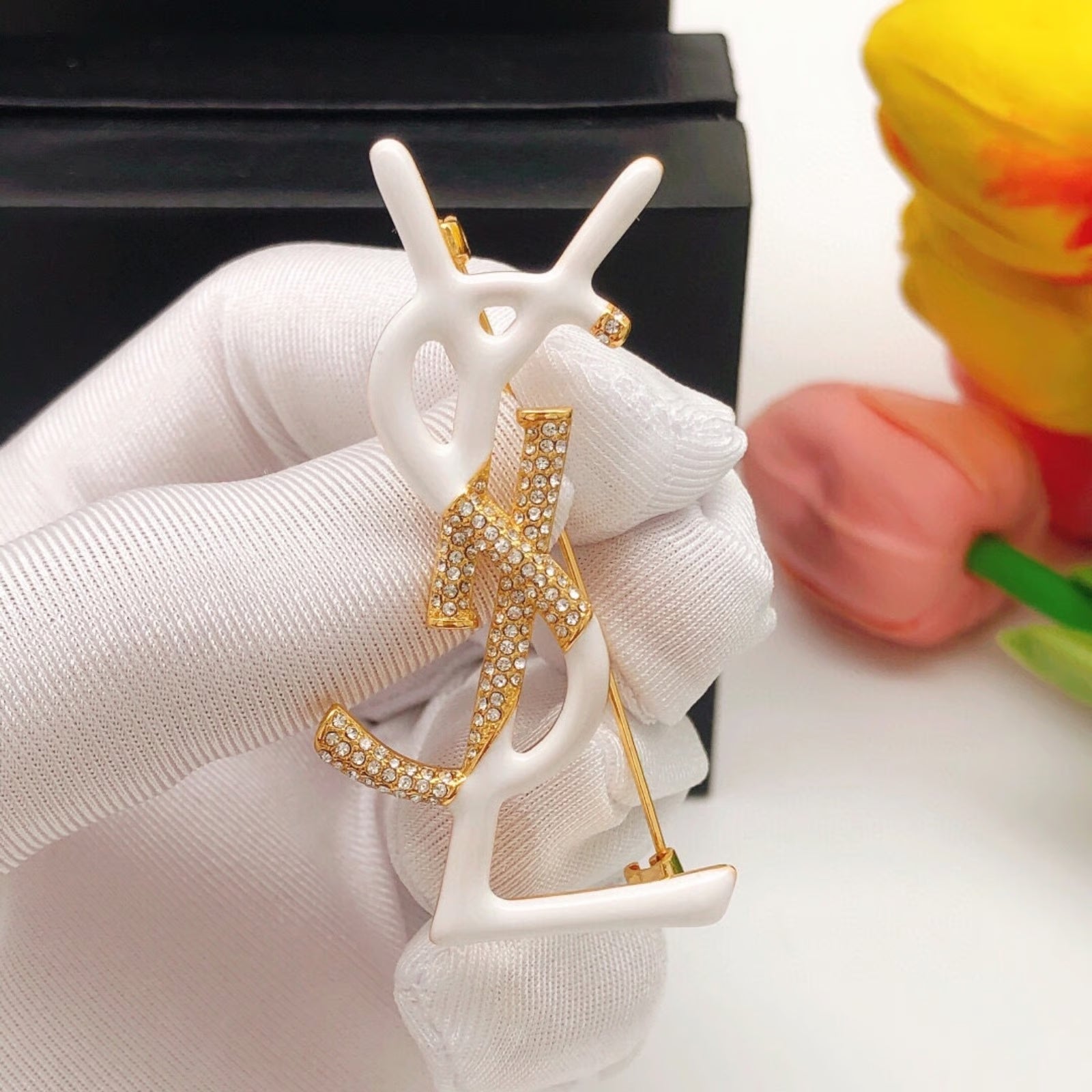 YSL Brooch Gold 179980